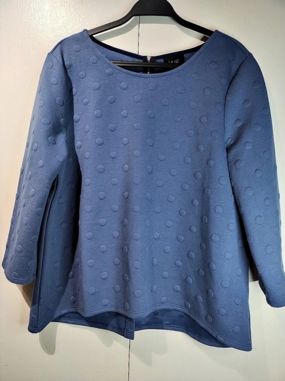 W5 Textured Long Sleeve Top in Blue XL Like New